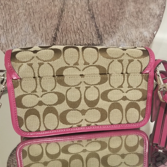 COACH Legacy Signature C Penny Crossbody - Picture 5 of 12
